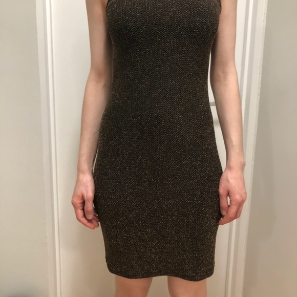 Atmosphere Dress in Black with Gold Threads - Picture 7 of 14